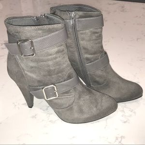 Faux Brushed Suede Side Zip Heeled Fashion Boot with Buckle Design Gray Size 8